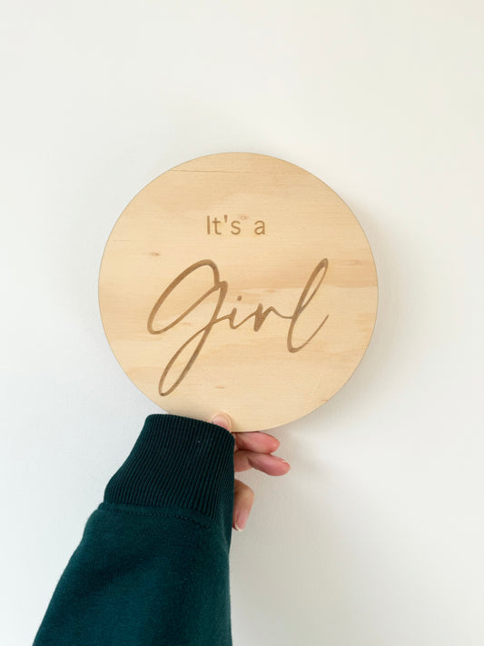 Double-sided gender reveal plaques